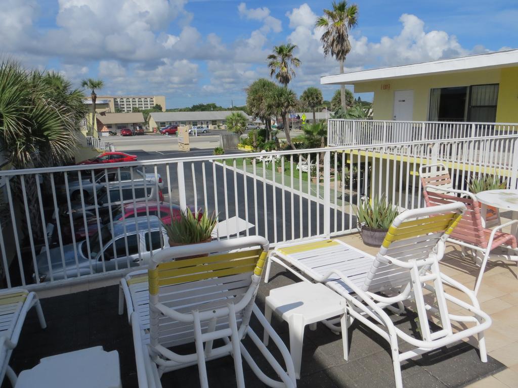 Sand Castle Motel Daytona Beach Shores Екстер'єр фото