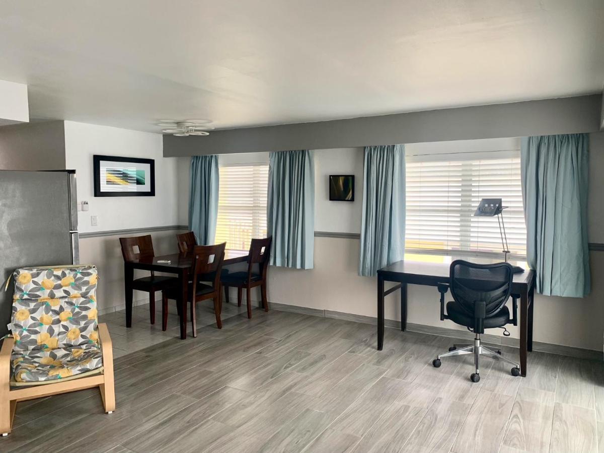 Sand Castle Motel Daytona Beach Shores Екстер'єр фото